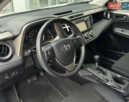 Белый Тойота РАВ 4, объемом двигателя 2.5 л и пробегом 89 тыс. км за 14990 $, фото 10 на Automoto.ua