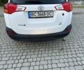 Тойота РАВ 4 2015 у Первомайськ на Automoto.ua Білий Тойота РАВ 4, об'ємом двигуна 2.49 л та пробігом 160 тис. км за 15500 $, фото 1 на Automoto.ua