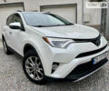 Белый Тойота РАВ 4, объемом двигателя 2.49 л и пробегом 130 тыс. км за 18000 $, фото 5 на Automoto.ua