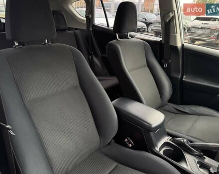 Белый Тойота РАВ 4, объемом двигателя 2.5 л и пробегом 89 тыс. км за 14990 $, фото 24 на Automoto.ua