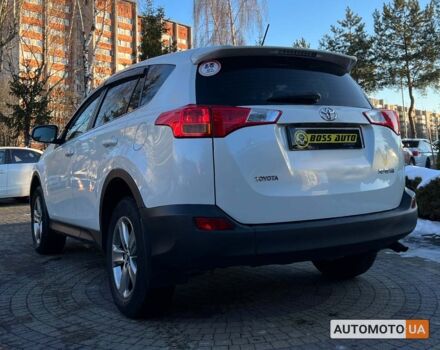 Белый Тойота РАВ 4, объемом двигателя 2 л и пробегом 100 тыс. км за 17999 $, фото 4 на Automoto.ua