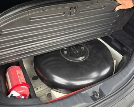 Белый Тойота РАВ 4, объемом двигателя 2.5 л и пробегом 165 тыс. км за 16800 $, фото 23 на Automoto.ua