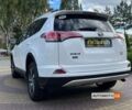 Белый Тойота РАВ 4, объемом двигателя 2.5 л и пробегом 185 тыс. км за 16400 $, фото 4 на Automoto.ua