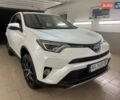 Білий Тойота РАВ 4, об'ємом двигуна 2.49 л та пробігом 108 тис. км за 23999 $, фото 1 на Automoto.ua