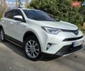 Белый Тойота РАВ 4, объемом двигателя 2.49 л и пробегом 124 тыс. км за 24900 $, фото 1 на Automoto.ua