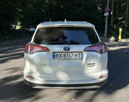 Белый Тойота РАВ 4, объемом двигателя 2.5 л и пробегом 147 тыс. км за 20399 $, фото 5 на Automoto.ua