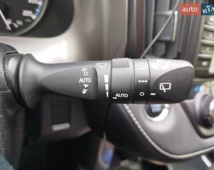 Білий Тойота РАВ 4, об'ємом двигуна 1.99 л та пробігом 194 тис. км за 18500 $, фото 11 на Automoto.ua