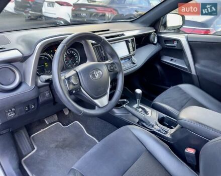 Тойота РАВ 4 2016 в Киеве на Automoto.ua Белый Тойота РАВ 4, объемом двигателя 2.5 л и пробегом 165 тыс. км за 22200 $, фото 12 на Automoto.ua