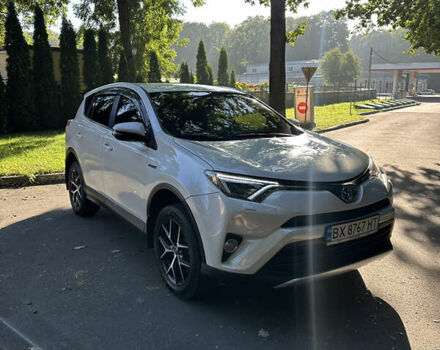 Белый Тойота РАВ 4, объемом двигателя 2.5 л и пробегом 147 тыс. км за 20399 $, фото 2 на Automoto.ua