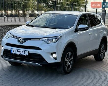 Тойота РАВ 4 2016 в Белой Церкве на Automoto.ua Белый Тойота РАВ 4, объемом двигателя 1.99 л и пробегом 110 тыс. км за 22500 $, фото 3 на Automoto.ua