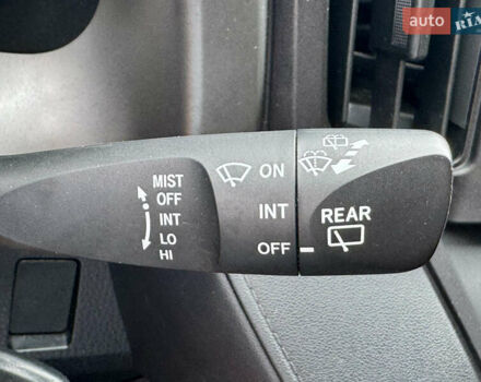 Тойота РАВ 4 2016 у Києві на Automoto.ua Білий Тойота РАВ 4, об'ємом двигуна 2.49 л та пробігом 173 тис. км за 17200 $, фото 52 на Automoto.ua