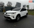 Білий Тойота РАВ 4, об'ємом двигуна 2.49 л та пробігом 173 тис. км за 16100 $, фото 12 на Automoto.ua