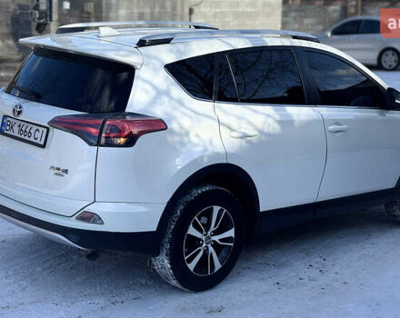 Белый Тойота РАВ 4, объемом двигателя 2.23 л и пробегом 206 тыс. км за 25799 $, фото 4 на Automoto.ua