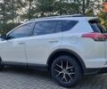 Білий Тойота РАВ 4, об'ємом двигуна 1.99 л та пробігом 204 тис. км за 21700 $, фото 9 на Automoto.ua