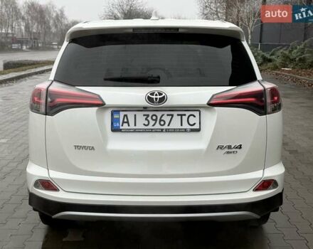 Белый Тойота РАВ 4, объемом двигателя 1.99 л и пробегом 110 тыс. км за 19999 $, фото 5 на Automoto.ua