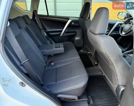 Тойота РАВ 4 2016 в Белой Церкве на Automoto.ua Белый Тойота РАВ 4, объемом двигателя 1.99 л и пробегом 110 тыс. км за 22500 $, фото 48 на Automoto.ua