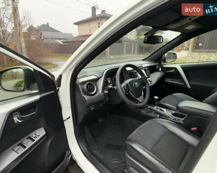 Белый Тойота РАВ 4, объемом двигателя 2.49 л и пробегом 71 тыс. км за 24800 $, фото 20 на Automoto.ua