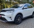 Білий Тойота РАВ 4, об'ємом двигуна 1.99 л та пробігом 204 тис. км за 21700 $, фото 3 на Automoto.ua
