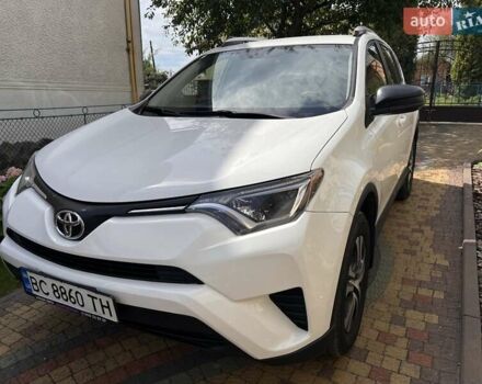 Тойота РАВ 4 2016 в Львове на Automoto.ua Белый Тойота РАВ 4, объемом двигателя 2.49 л и пробегом 116 тыс. км за 18300 $, фото 1 на Automoto.ua