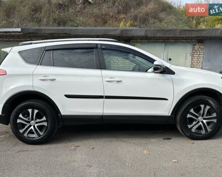 Білий Тойота РАВ 4, об'ємом двигуна 1.99 л та пробігом 149 тис. км за 19500 $, фото 1 на Automoto.ua