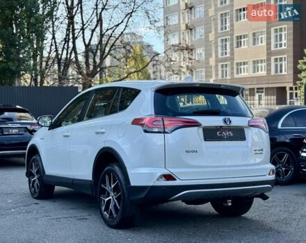 Тойота РАВ 4 2016 в Киеве на Automoto.ua Белый Тойота РАВ 4, объемом двигателя 2.5 л и пробегом 165 тыс. км за 22200 $, фото 10 на Automoto.ua