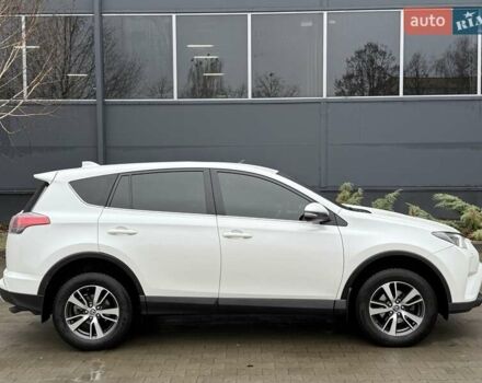 Белый Тойота РАВ 4, объемом двигателя 1.99 л и пробегом 110 тыс. км за 19999 $, фото 11 на Automoto.ua