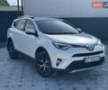 Белый Тойота РАВ 4, объемом двигателя 2.23 л и пробегом 113 тыс. км за 23750 $, фото 1 на Automoto.ua