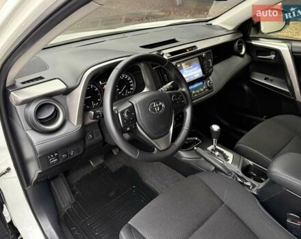 Белый Тойота РАВ 4, объемом двигателя 1.99 л и пробегом 110 тыс. км за 20900 $, фото 26 на Automoto.ua