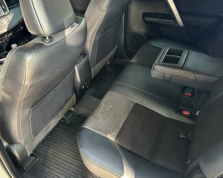 Белый Тойота РАВ 4, объемом двигателя 2.5 л и пробегом 147 тыс. км за 20399 $, фото 10 на Automoto.ua