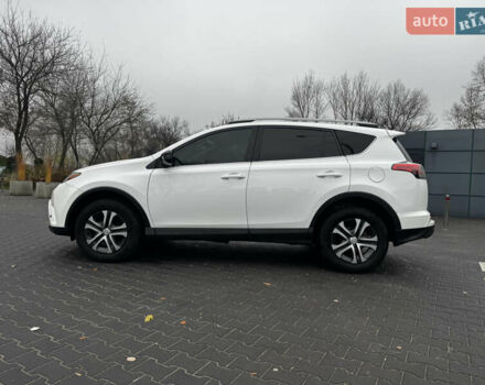 Білий Тойота РАВ 4, об'ємом двигуна 2.49 л та пробігом 173 тис. км за 16100 $, фото 7 на Automoto.ua