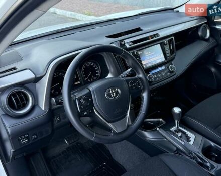 Белый Тойота РАВ 4, объемом двигателя 1.99 л и пробегом 110 тыс. км за 19999 $, фото 30 на Automoto.ua