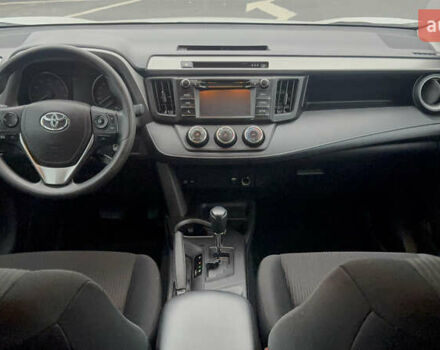 Білий Тойота РАВ 4, об'ємом двигуна 2.49 л та пробігом 173 тис. км за 16100 $, фото 30 на Automoto.ua