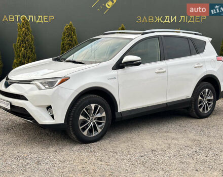 Тойота РАВ 4 2016 в Одессе на Automoto.ua Белый Тойота РАВ 4, объемом двигателя 2.49 л и пробегом 45 тыс. км за 21600 $, фото 5 на Automoto.ua