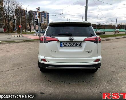 Білий Тойота РАВ 4, об'ємом двигуна 2 л та пробігом 80 тис. км за 23000 $, фото 6 на Automoto.ua