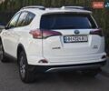 Белый Тойота РАВ 4, объемом двигателя 2.49 л и пробегом 45 тыс. км за 22000 $, фото 9 на Automoto.ua