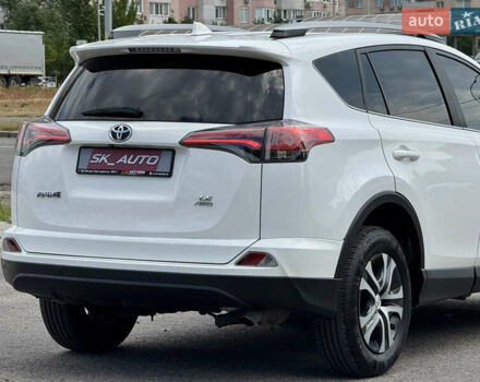 Тойота РАВ 4 2016 у Києві на Automoto.ua Білий Тойота РАВ 4, об'ємом двигуна 2.49 л та пробігом 173 тис. км за 17200 $, фото 14 на Automoto.ua