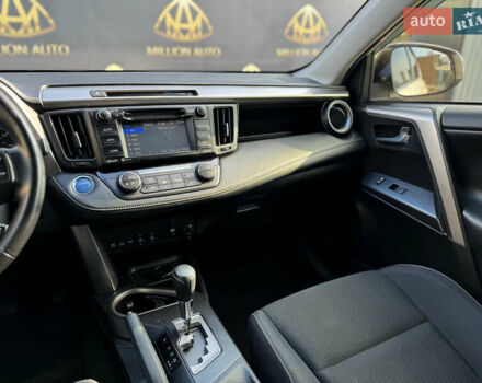 Белый Тойота РАВ 4, объемом двигателя 2.49 л и пробегом 114 тыс. км за 21999 $, фото 22 на Automoto.ua