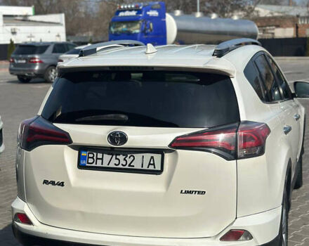 Тойота РАВ 4 2016 в Одессе на Automoto.ua Белый Тойота РАВ 4, объемом двигателя 2.49 л и пробегом 136 тыс. км за 20500 $, фото 10 на Automoto.ua