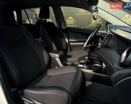 Белый Тойота РАВ 4, объемом двигателя 2.49 л и пробегом 114 тыс. км за 21999 $, фото 15 на Automoto.ua