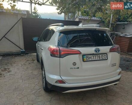 Тойота РАВ 4 2016 у Одесі на Automoto.ua Білий Тойота РАВ 4, об'ємом двигуна 2.49 л та пробігом 98 тис. км за 21900 $, фото 12 на Automoto.ua