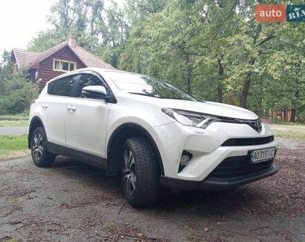 Білий Тойота РАВ 4, об'ємом двигуна 1.99 л та пробігом 215 тис. км за 19500 $, фото 8 на Automoto.ua