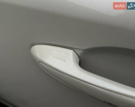 Белый Тойота РАВ 4, объемом двигателя 1.99 л и пробегом 115 тыс. км за 21990 $, фото 13 на Automoto.ua