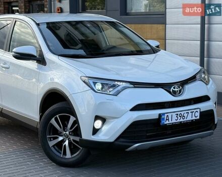 Тойота РАВ 4 2016 в Белой Церкве на Automoto.ua Белый Тойота РАВ 4, объемом двигателя 1.99 л и пробегом 110 тыс. км за 22500 $, фото 17 на Automoto.ua
