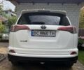 Тойота РАВ 4 2016 в Львове на Automoto.ua Белый Тойота РАВ 4, объемом двигателя 2.49 л и пробегом 116 тыс. км за 18300 $, фото 7 на Automoto.ua