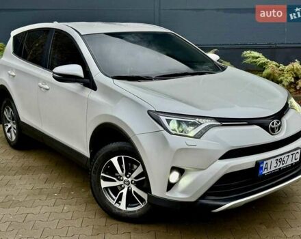 Белый Тойота РАВ 4, объемом двигателя 1.99 л и пробегом 110 тыс. км за 20900 $, фото 3 на Automoto.ua