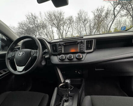 Білий Тойота РАВ 4, об'ємом двигуна 2.49 л та пробігом 173 тис. км за 16100 $, фото 35 на Automoto.ua