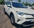 Білий Тойота РАВ 4, об'ємом двигуна 1.99 л та пробігом 167 тис. км за 17500 $, фото 1 на Automoto.ua