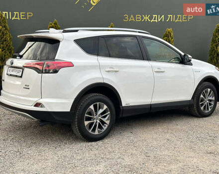 Тойота РАВ 4 2016 в Одессе на Automoto.ua Белый Тойота РАВ 4, объемом двигателя 2.49 л и пробегом 45 тыс. км за 21600 $, фото 21 на Automoto.ua