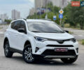 Тойота РАВ 4 2016 у Києві на Automoto.ua Білий Тойота РАВ 4, об'ємом двигуна 2.49 л та пробігом 173 тис. км за 17200 $, фото 69 на Automoto.ua