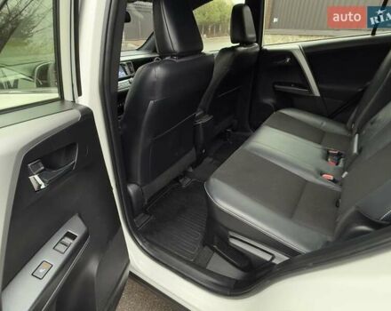 Белый Тойота РАВ 4, объемом двигателя 2.49 л и пробегом 71 тыс. км за 24800 $, фото 27 на Automoto.ua